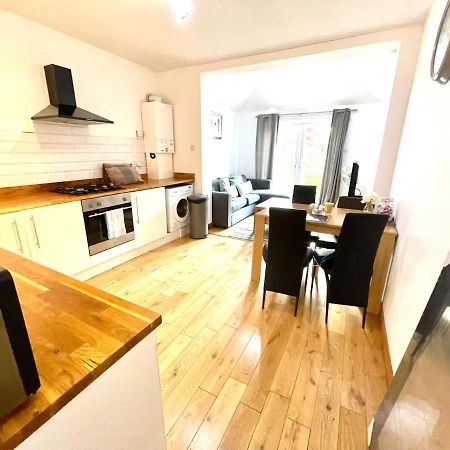 Koala & Tree - Renovated 2 Bed Apartment Ideal Location - Short Lets & Serviced Accommodation Cambridge Экстерьер фото
